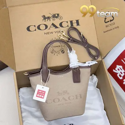 COACH | Item ID: 05303