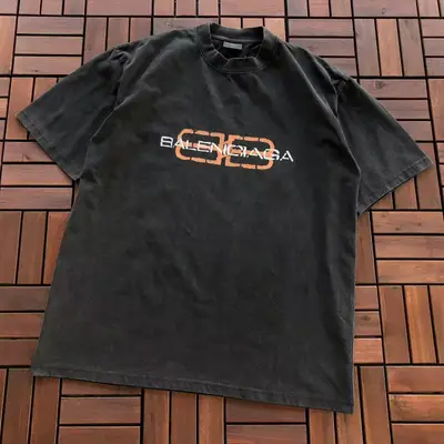 BALENCIAGA T-Shirt