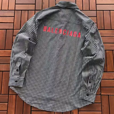 BALENCIAGA