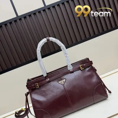 PRADA | Item ID: 09229