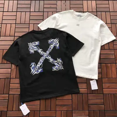 OFF-WHITE T-Shirt