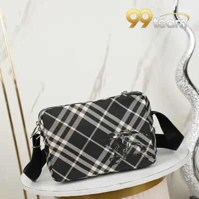BURBERRY | Item ID: 21565