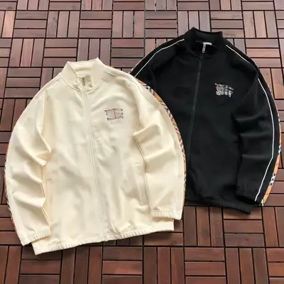 BURBERRY Sweater