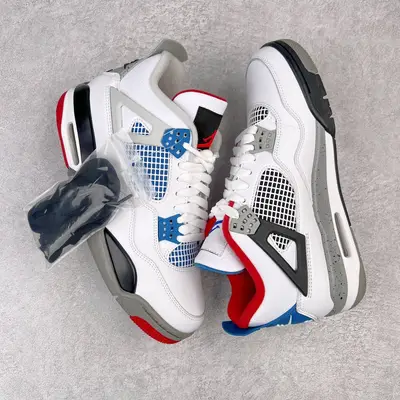 JORDAN 4