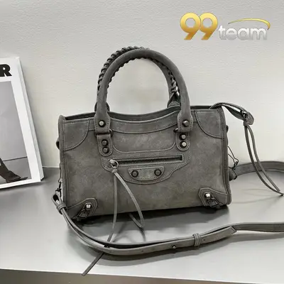 BALENCIAGA | Item ID: 21787