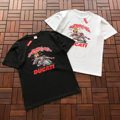 SUPREME T-Shirt