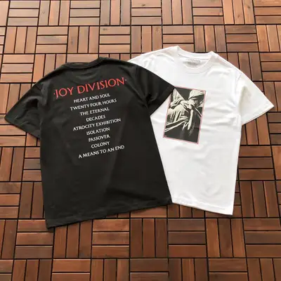 PLEASURES T-Shirt