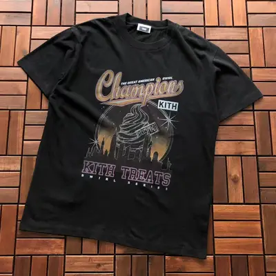 KITH T-Shirt