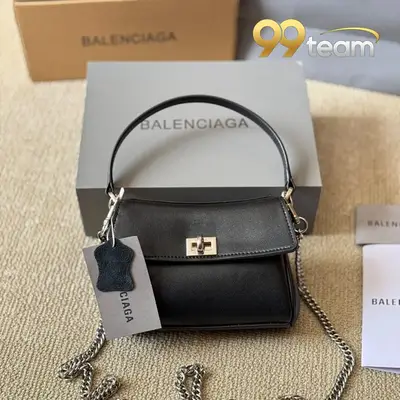 BALENCIAGA | Item ID: 21840