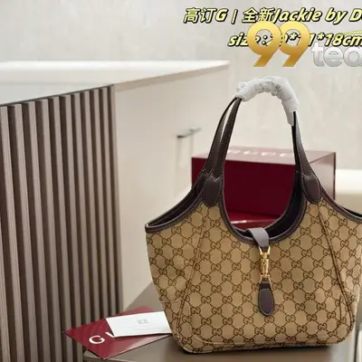 GUCCI | Item ID: 17161