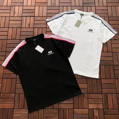 BALENCIAGA T-Shirt