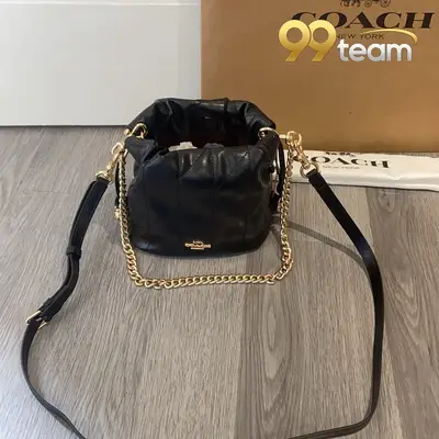 COACH | Item ID: 04601
