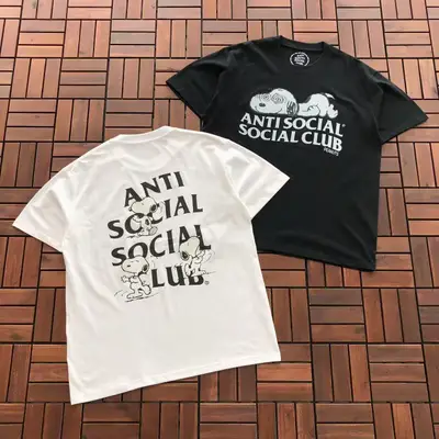 ANTI SOCIAL SOCIAL CLUB T-Shirt