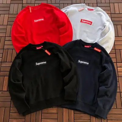 SUPREME Sweater