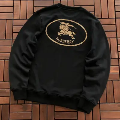 BURBERRY Sweater