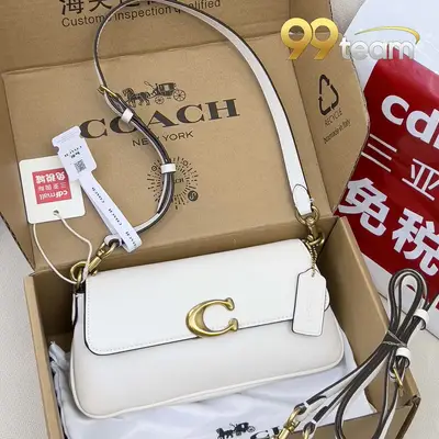 COACH | Item ID: 05249