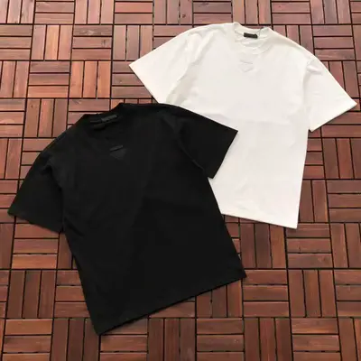 PRADA T-Shirt