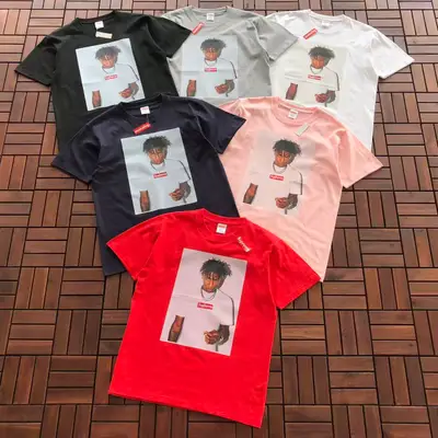 SUPREME T-Shirt