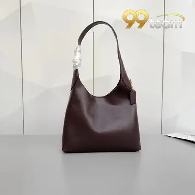 COACH | Item ID: 04816