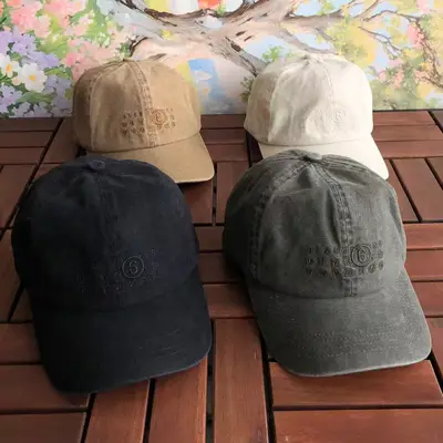 MAISON MARGIELA Cap