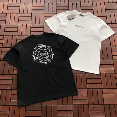 BALENCIAGA T-Shirt