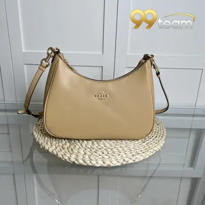 COACH | Item ID: 04797