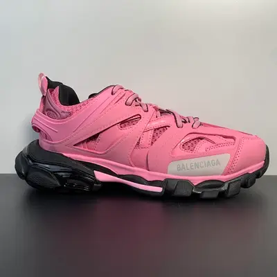 BALENCIAGA