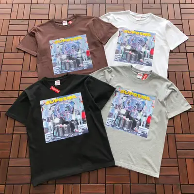 SUPREME T-Shirt