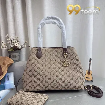 GUCCI | Item ID: 17106