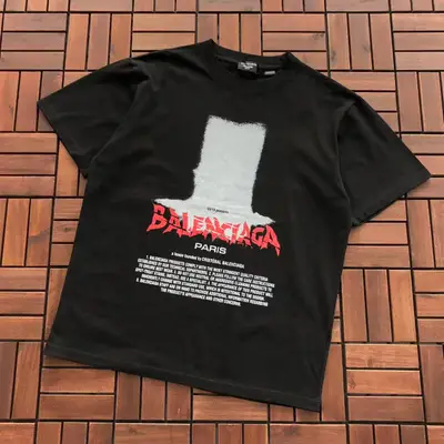 BALENCIAGA T-Shirt
