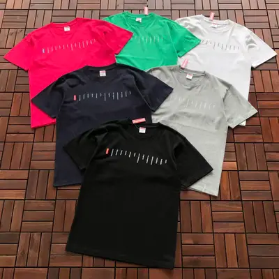 SUPREME T-Shirt