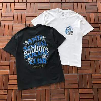 ANTI SOCIAL SOCIAL CLUB T-Shirt
