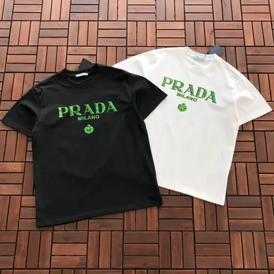 PRADA T-Shirt