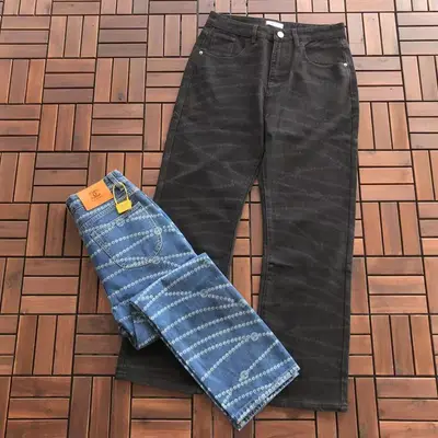 CHANEL Jeans
