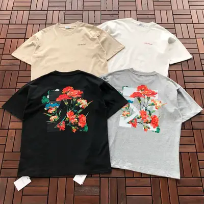 OFF-WHITE T-Shirt