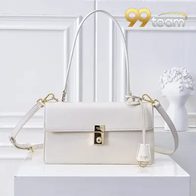 PRADA | Item ID: 09583