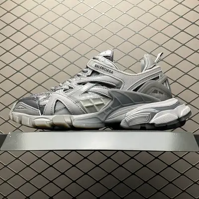 BALENCIAGA Sneaker