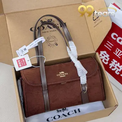COACH | Item ID: 04496