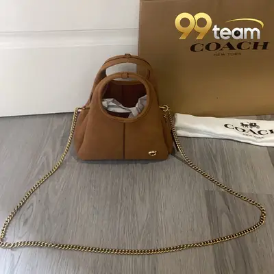 COACH | Item ID: 04547