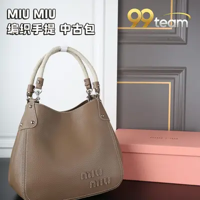MIU MIU | Item ID: 07979