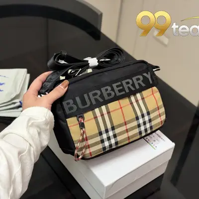 BURBERRY | Item ID: 21548