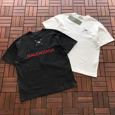 BALENCIAGA T-Shirt