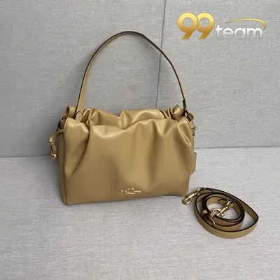 COACH | Item ID: 04800