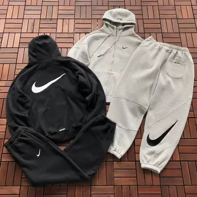 SUPREME Hoodie