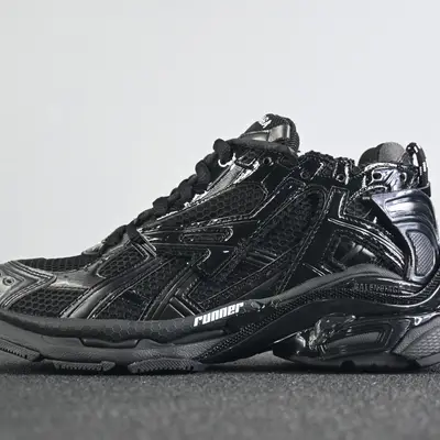 BALENCIAGA Sneaker
