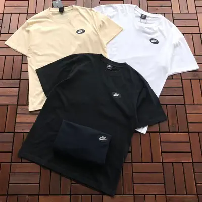 NIKE T-Shirt
