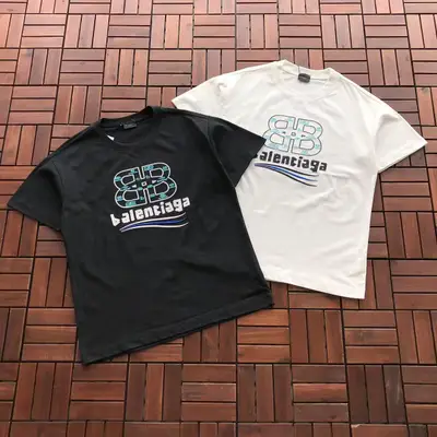 BALENCIAGA T-Shirt