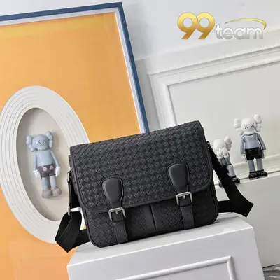 BOTTEGA VENETTA | Item ID: 20609