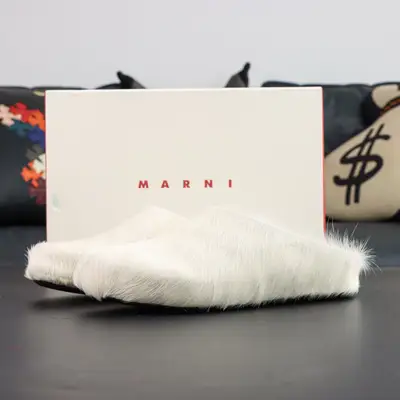 MARNI