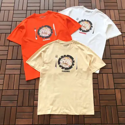 PLEASURES T-Shirt